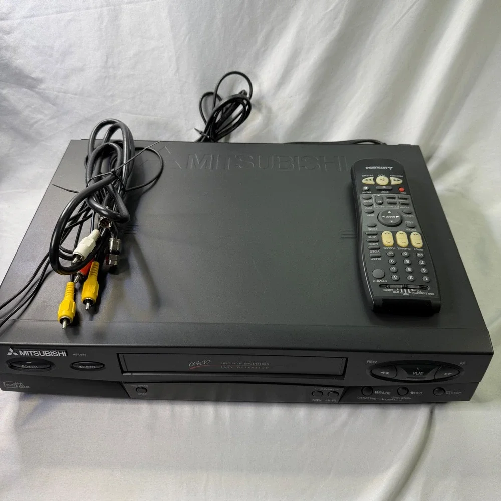 Mitsubishi HS-U575 VHS VCR Player 4-Head Hi-Fi Stereo Alpha 400  Remote WORKS
